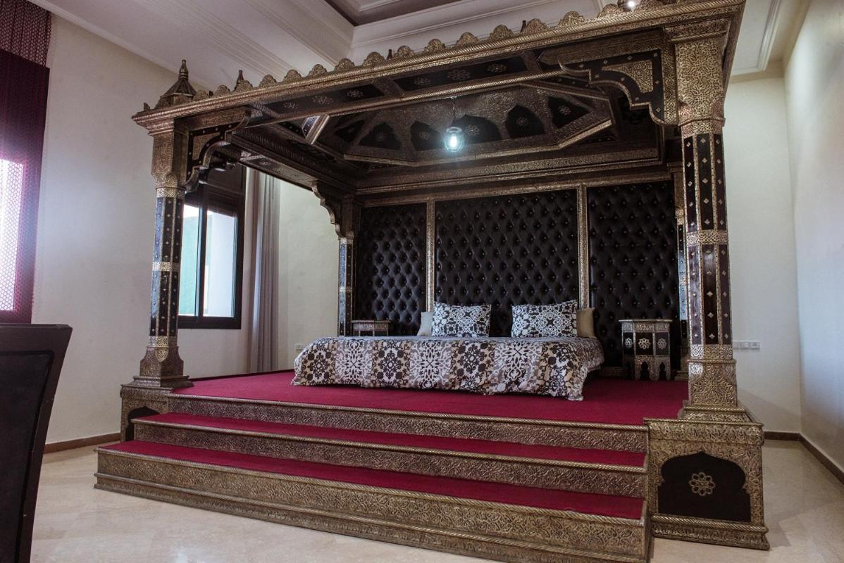 Park Regency * Casablanca